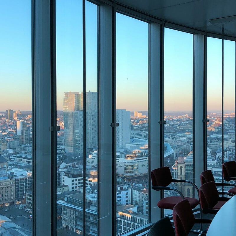 How to Get Recognised for Your Professional Achievements: Expert Tips